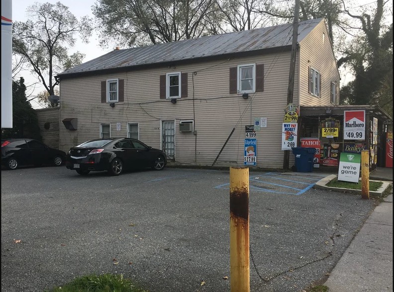 304 N Buckmarsh St, Berryville, VA for sale - Building Photo - Image 2 of 8