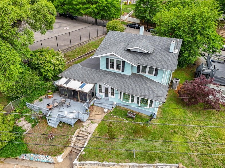 1911 Memorial Ave SW, Roanoke, VA for sale - Building Photo - Image 3 of 46