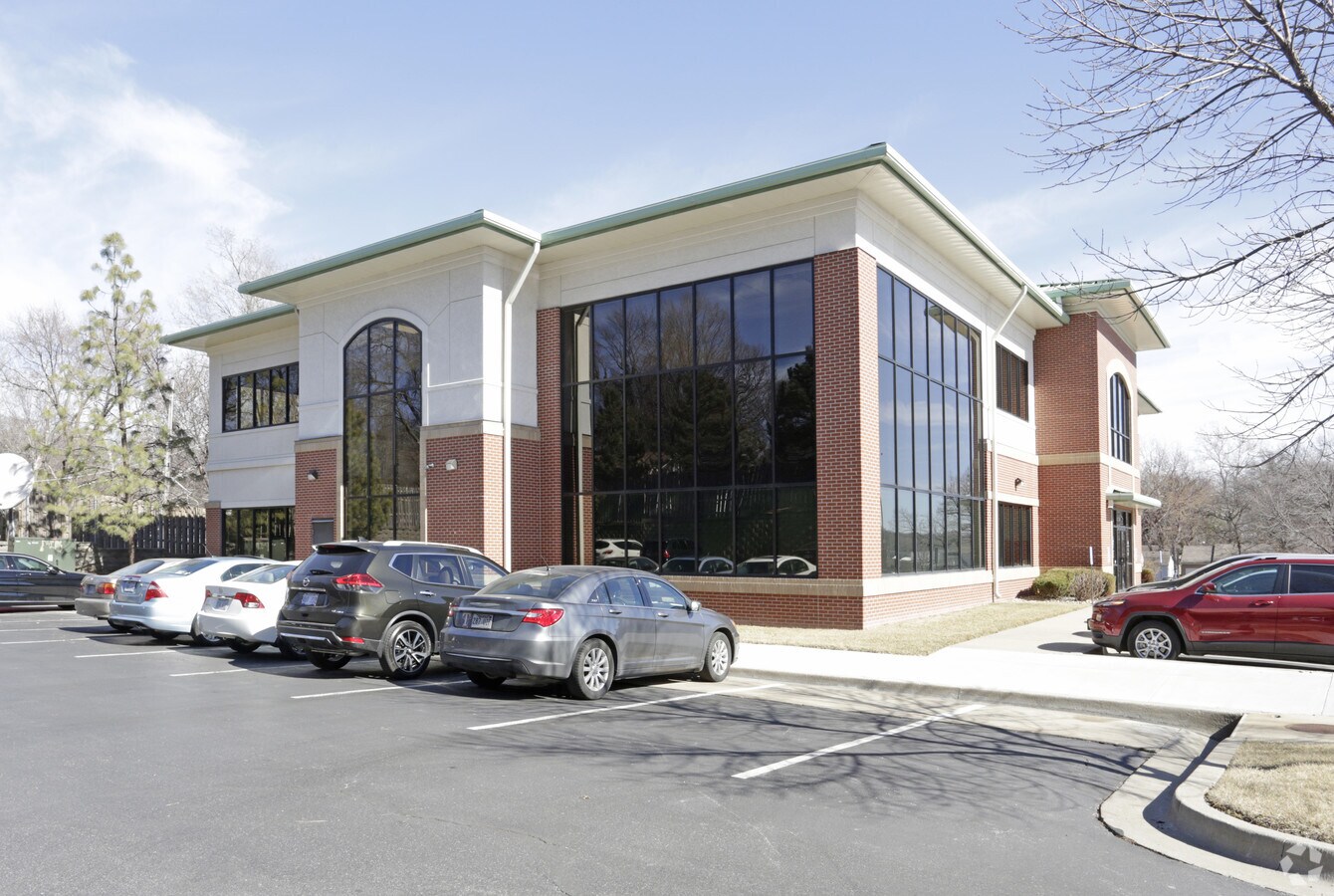 5820 Lamar Ave, Mission, KS 66202