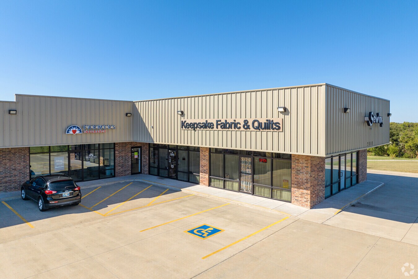 2990 SE 19th St, Moore, OK 73160