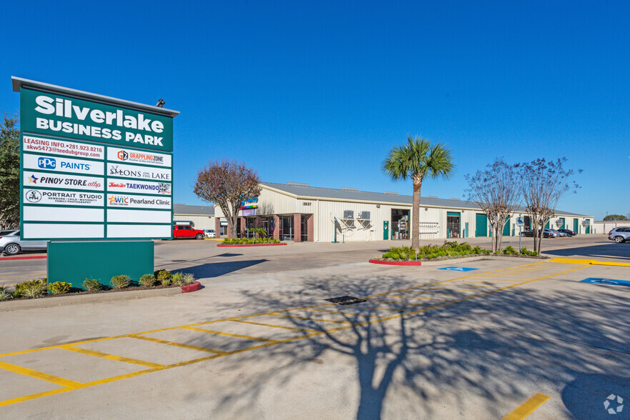 2825 Miller Ranch Rd, Pearland, TX for lease - Building Photo - Image 1 of 8