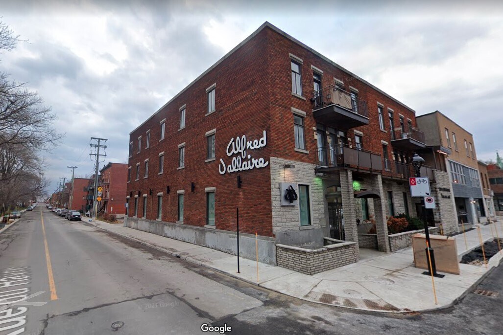 2574 Rue De Rouen, Montréal, QC for sale Building Photo- Image 1 of 1