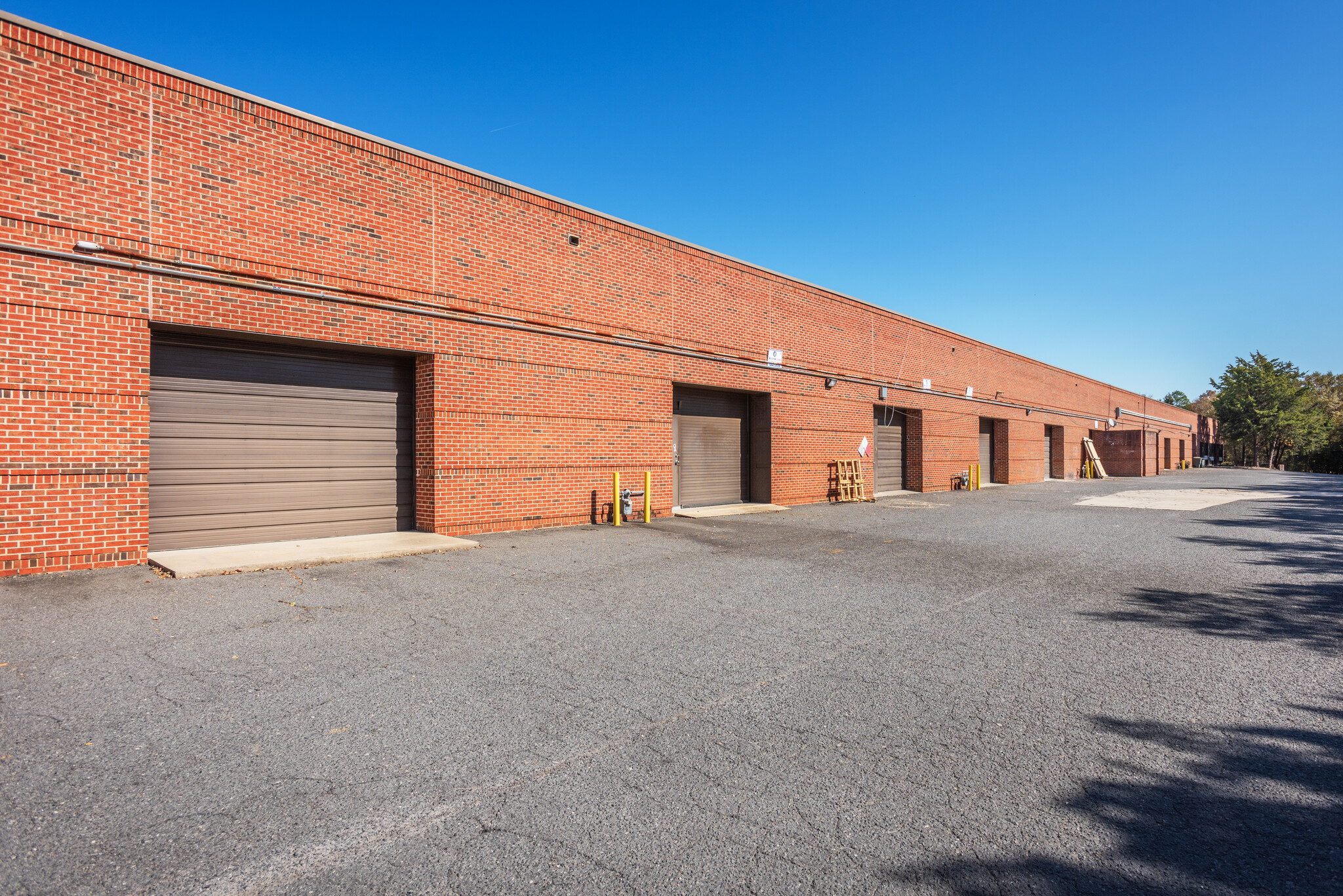 10100 Park Cedar Dr, Charlotte, NC for lease Building Photo- Image 1 of 13