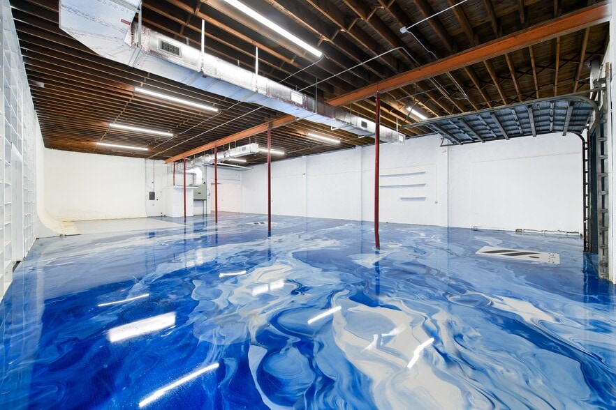 837 NW 8th Ave, Fort Lauderdale, FL for lease - Building Photo - Image 2 of 14