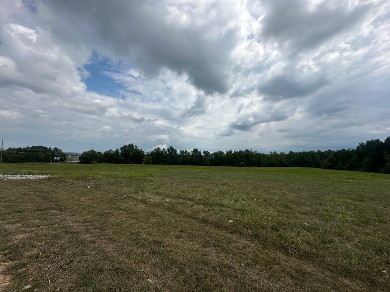 19 AC E 10TH st, Cookeville, TN for sale - Other - Image 3 of 5