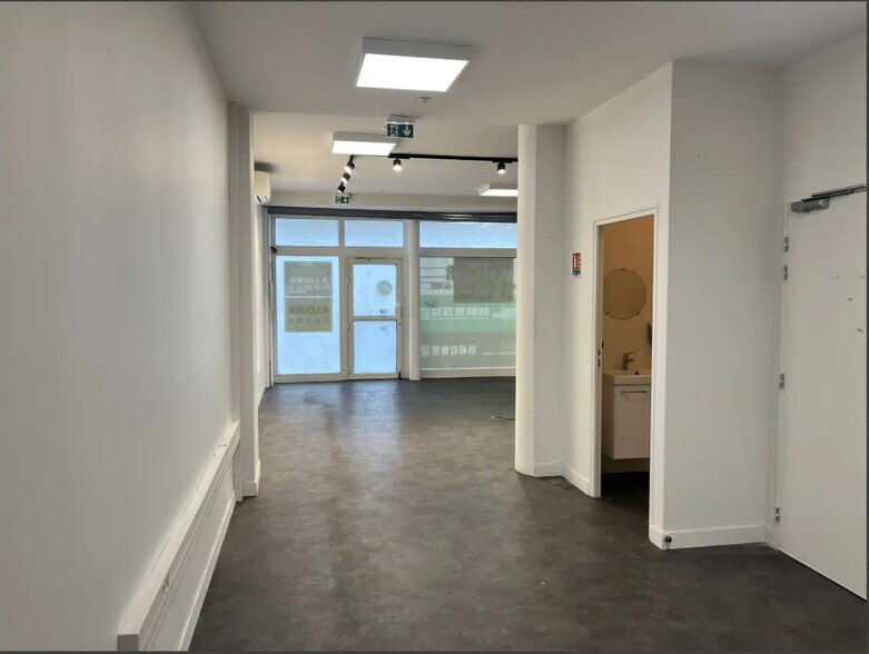 66 Rue Guy Môquet, Paris for lease - Interior Photo - Image 3 of 6