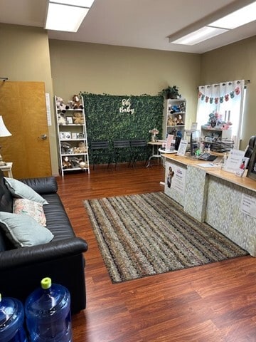 6328 Fairmount Ave, El Cerrito, CA for lease - Interior Photo - Image 2 of 10