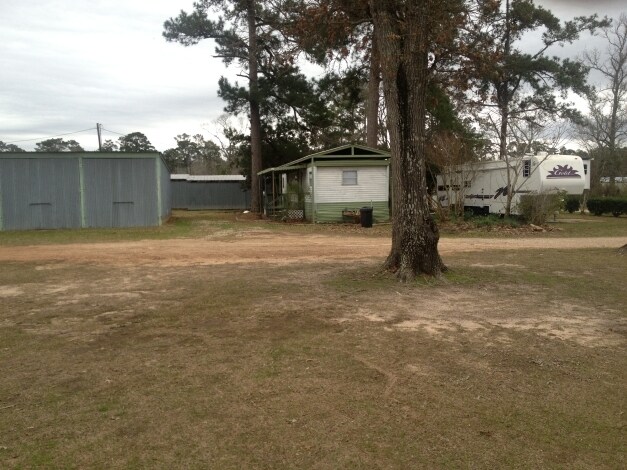 11 Revere Ln, Coldspring, TX for sale - Primary Photo - Image 1 of 1