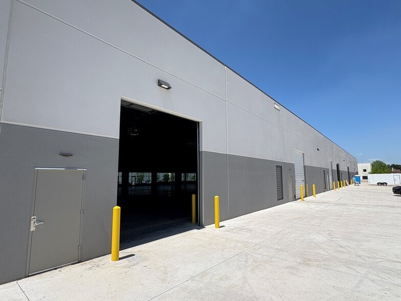 10624 Clarence Dr, Frisco, TX for sale - Building Photo - Image 2 of 8