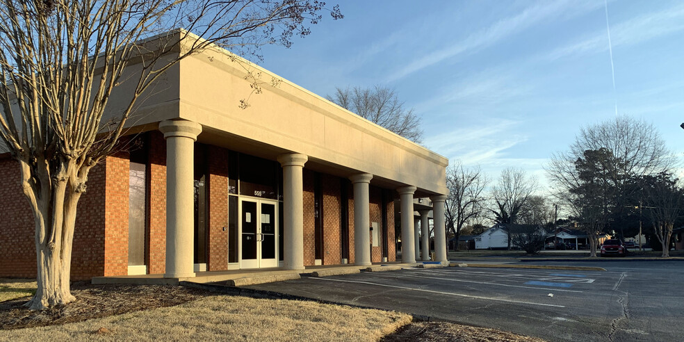 555 Big a Rd, Toccoa, GA 30577 - Former Bank Building | LoopNet