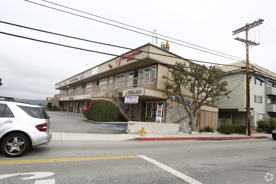 2337 Rd, Los Angeles, CA 90077