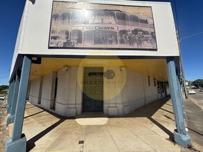 119-129 Mosman St, Charters Towers City for lease Building Photo- Image 1 of 7