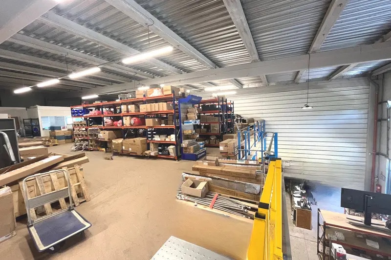 Flex in Montpellier for lease - Interior Photo - Image 2 of 6