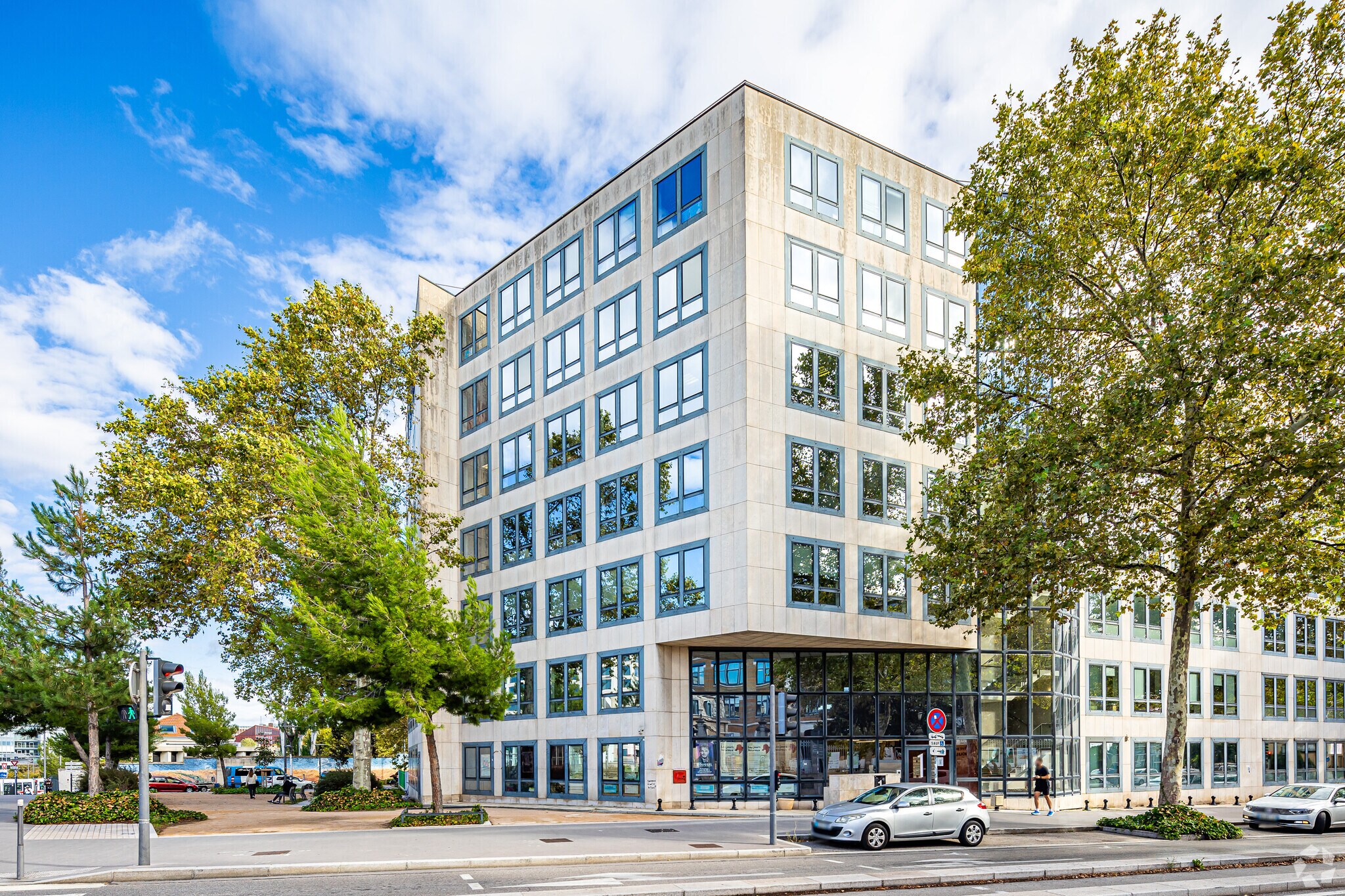 1 Cours Albert Thomas, Lyon for lease Primary Photo- Image 1 of 3