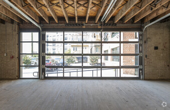 37 W Cross St, Baltimore, MD for lease Interior Photo- Image 2 of 7