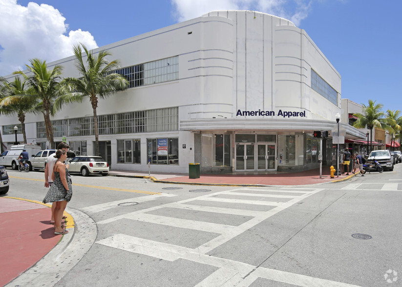 1437-1441 Washington Ave, Miami Beach, FL for lease - Primary Photo - Image 2 of 23