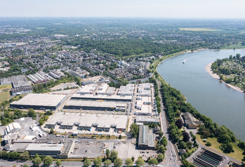  for lease Primary Photo- Image 1 of 2