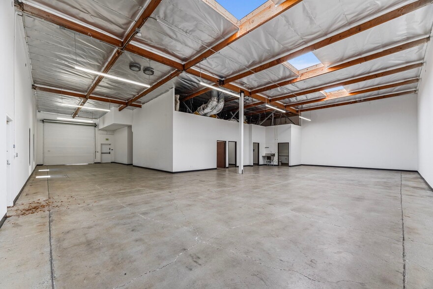 20600 Gramercy Pl, Torrance, CA for lease - Interior Photo - Image 1 of 15