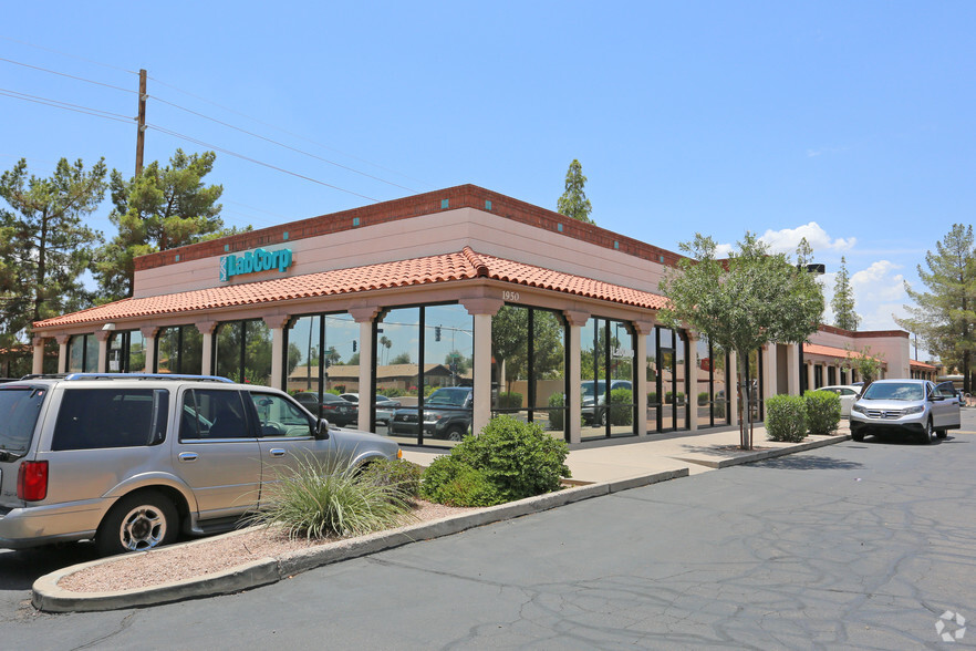 1950 E Southern Ave, Tempe, AZ for lease - Primary Photo - Image 1 of 24