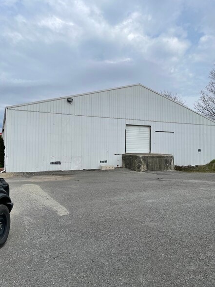 3078 Point Marion Rd, Morgantown, WV for lease - Building Photo - Image 2 of 5