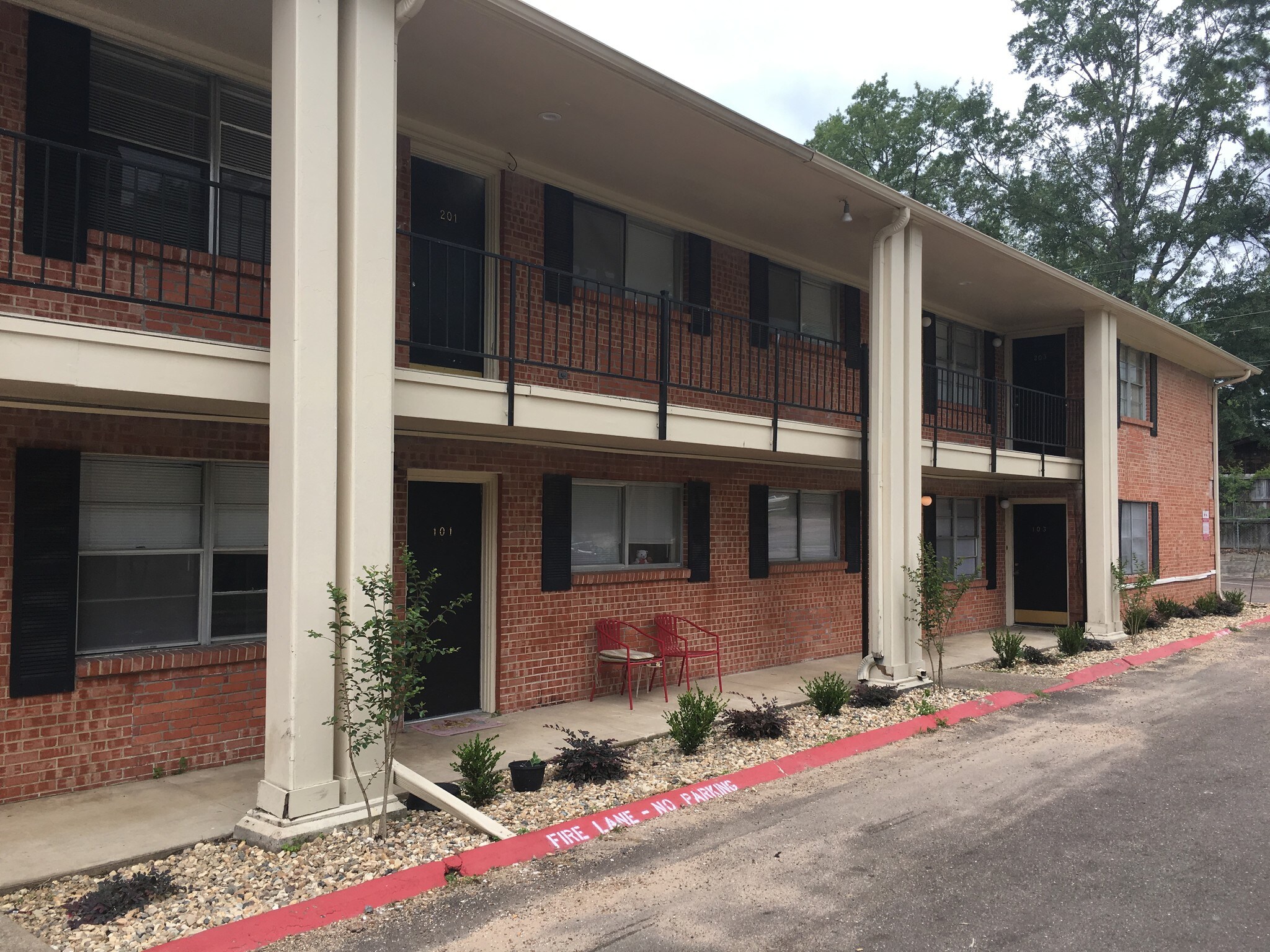 3201 N Robison Rd, Texarkana, TX 75501