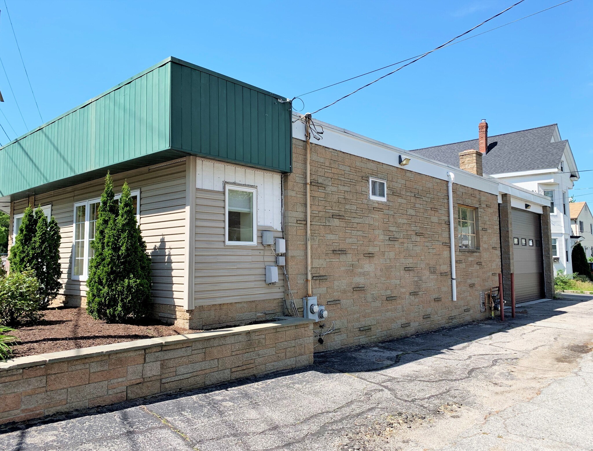 68-72 Gansett Ave, Cranston, RI for sale Building Photo- Image 1 of 1