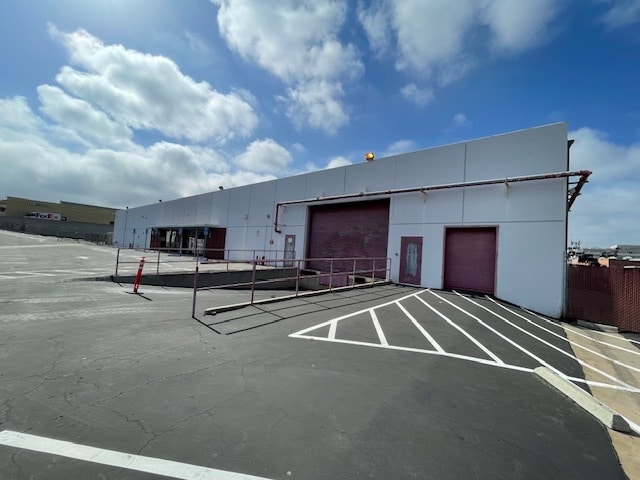 1917-1921 E Mariposa Ave, El Segundo, CA for lease - Building Photo - Image 3 of 31