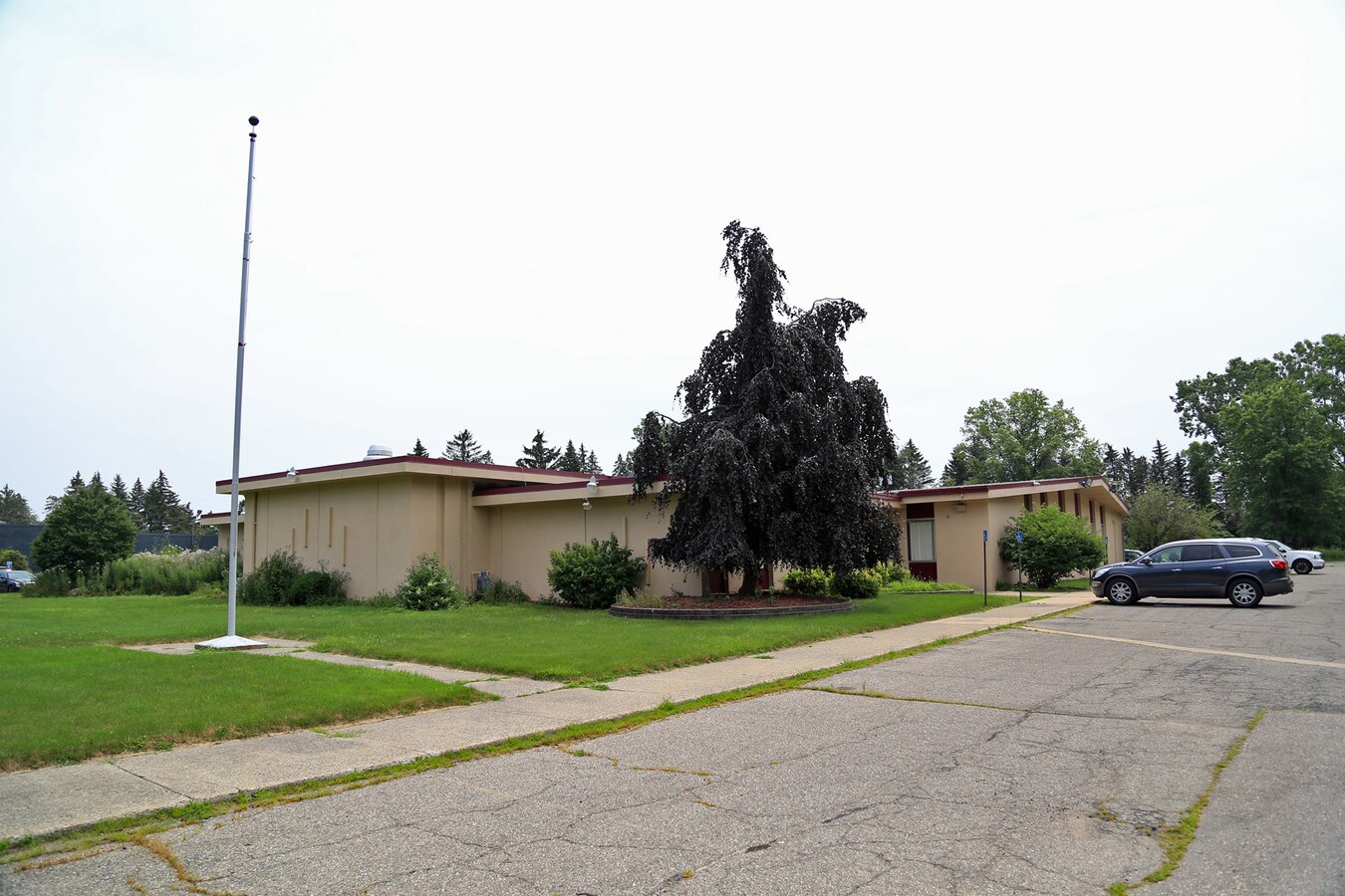 4215 W Pasadena Ave, Flint, MI 48504