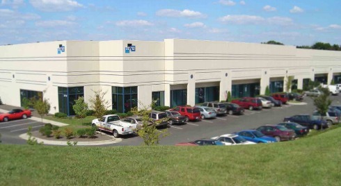 22713 Commerce Center Ct, Sterling, VA for lease - Building Photo - Image 1 of 4