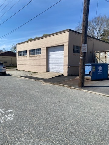 421 Station St, Cranston, RI for sale - Building Photo - Image 2 of 8