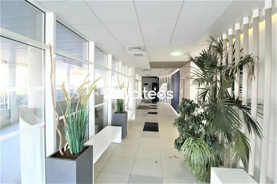 Office in Balma for lease - Building Photo - Image 2 of 9