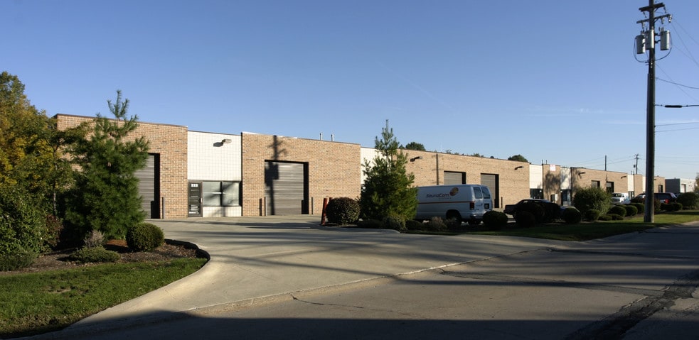 200-222 Depot St, Berea, OH for lease - Building Photo - Image 1 of 12