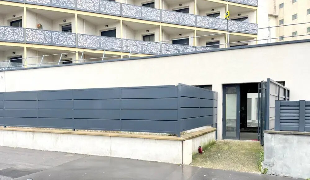 Rue Du 22 Septembre, Courbevoie for lease Building Photo- Image 1 of 6