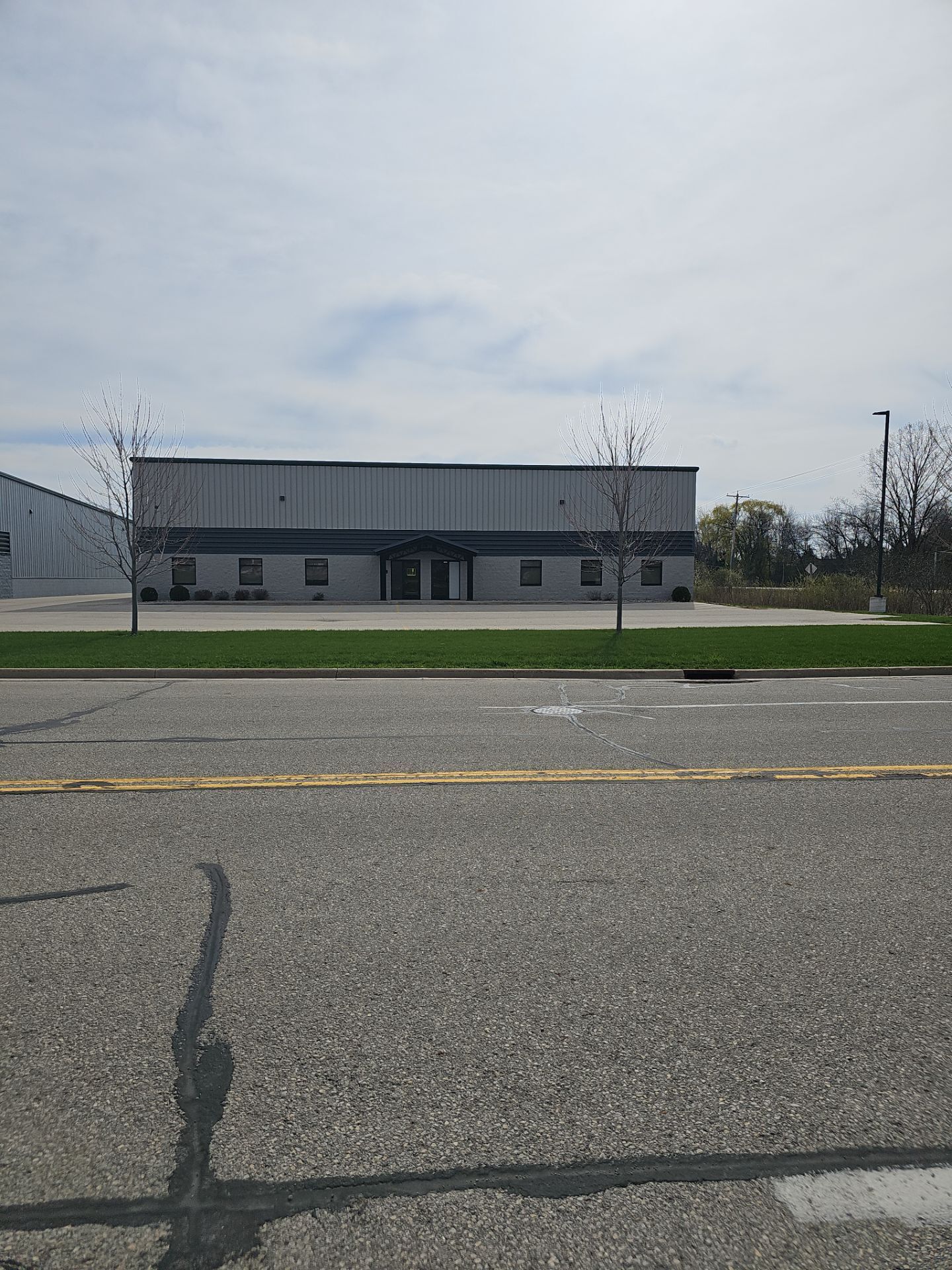 1898 Technology Dr, Appleton, WI for lease Building Photo- Image 1 of 12