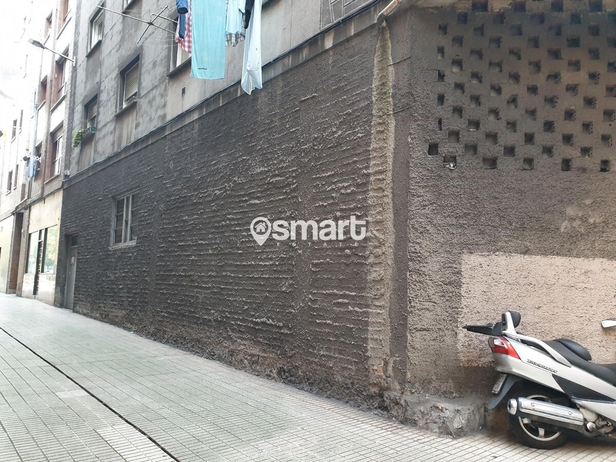 Gijón, AST 33213 - Unit Iz -  - Interior Photo - Image 1 of 9