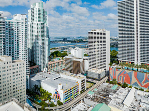 261 NE 1st St, Miami, FL - aerial  map view