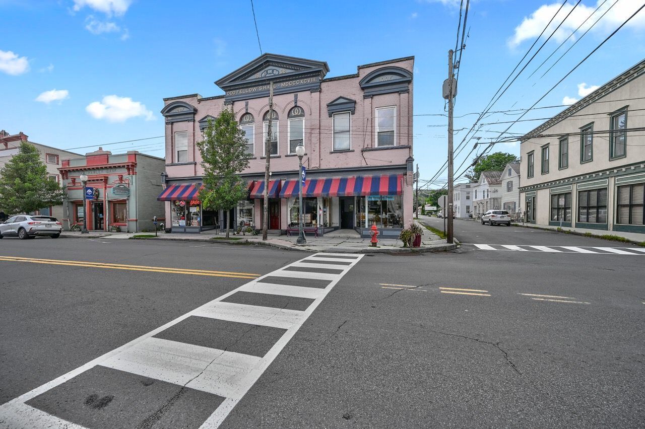 208 Main Ave, Hawley, PA 18428 Retail for Sale