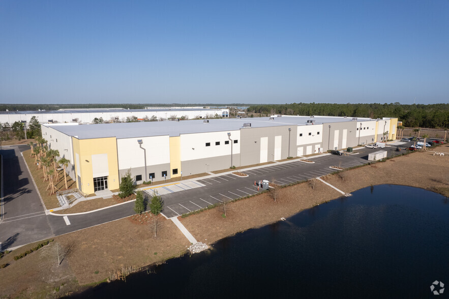 3750 Cisco Dr W, Jacksonville, FL for lease - Building Photo - Image 3 of 10