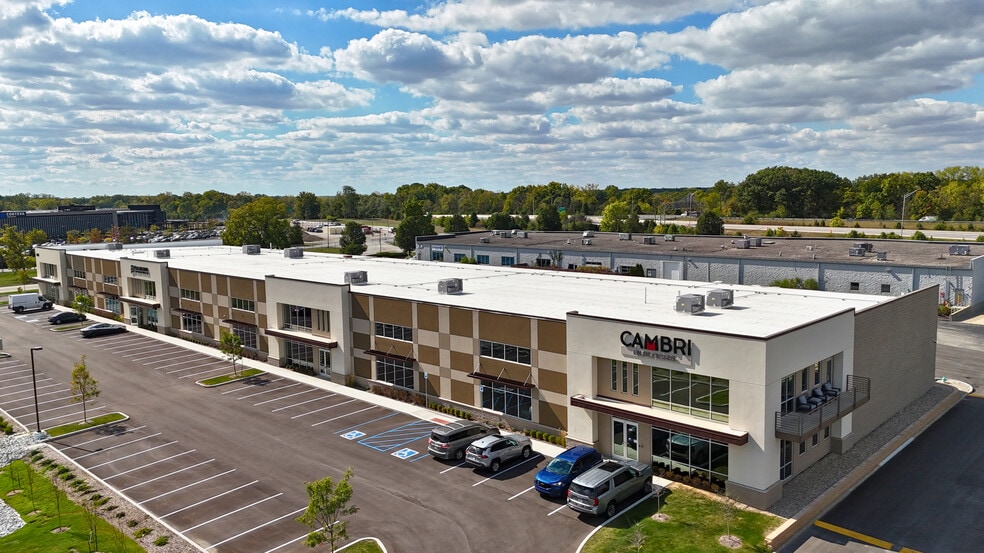 6400 Technology Center Dr, Indianapolis, IN for lease - Building Photo - Image 1 of 11
