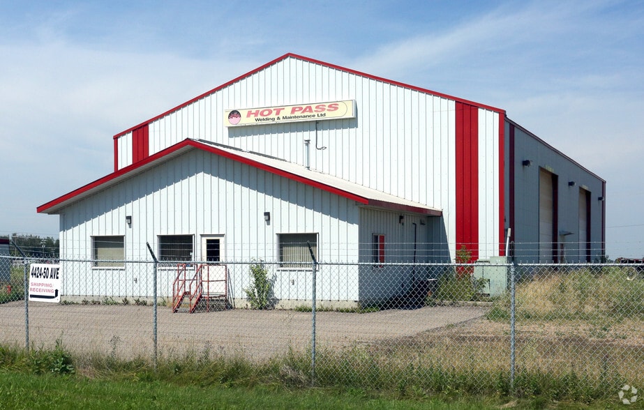 4424 50th Ave, Calmar, AB T0C 0V0