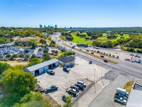 2104 Jacksboro Hwy, Fort Worth, TX for lease Interior Photo- Image 2 of 25