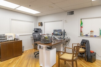 63-15 Traffic Ave, Ridgewood, NY for lease Interior Photo- Image 1 of 6