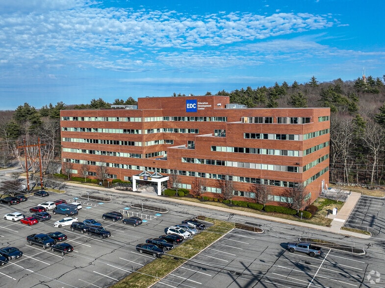 300 Fifth Ave, Waltham, MA for lease - Building Photo - Image 3 of 4