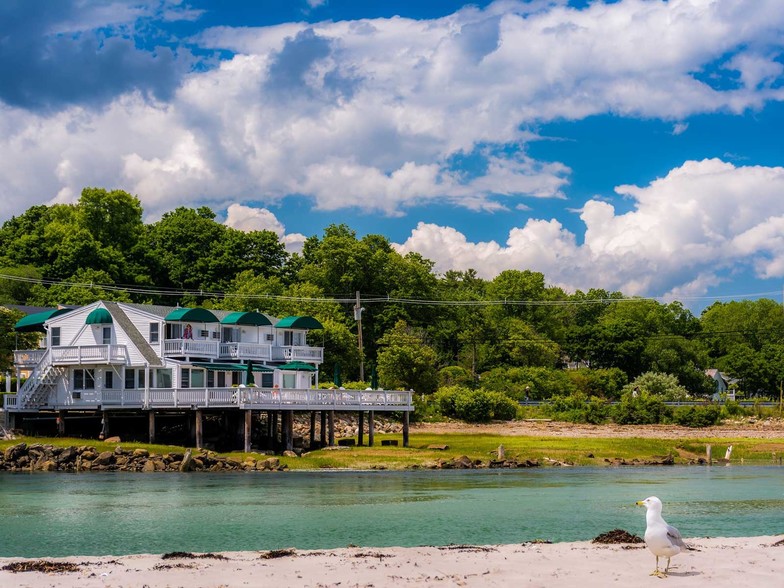 66 Beach St, Ogunquit, ME for sale - Building Photo - Image 1 of 1