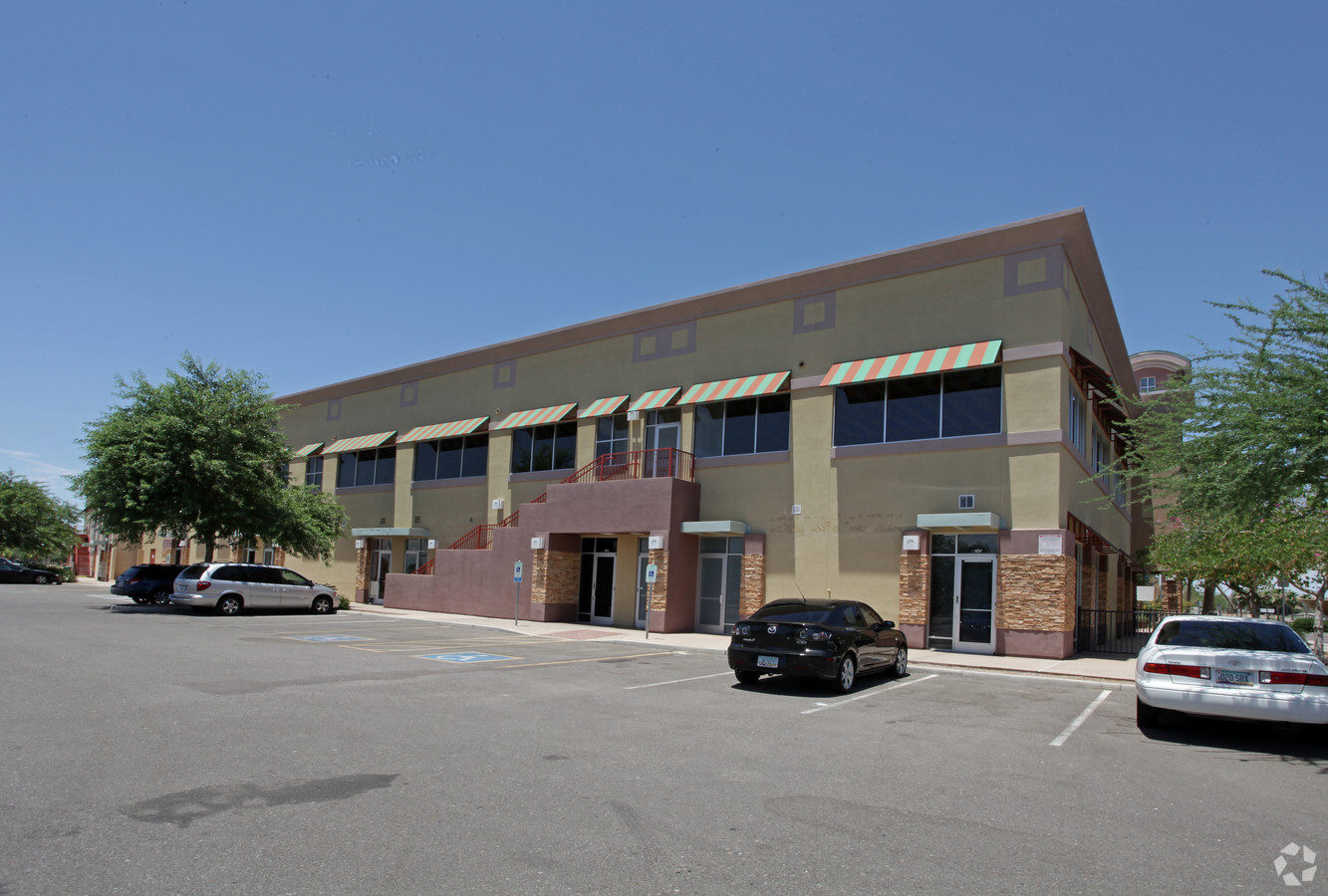 1090 S Gilbert Rd, Gilbert, AZ, 85296 - Office Space For Lease ...