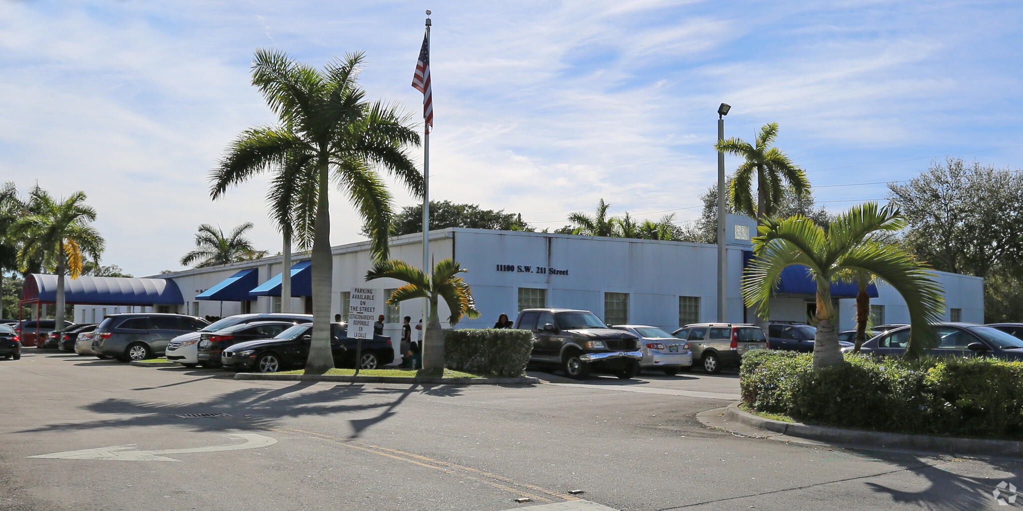 11100 SW 211th St, Miami, FL for sale Primary Photo- Image 1 of 1