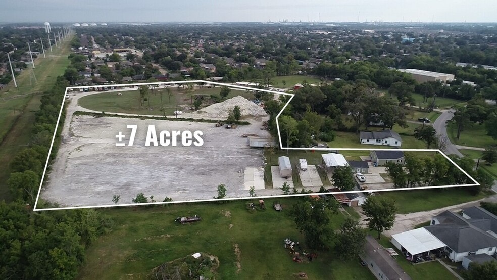 637 West Dr, Channelview, TX for lease - Aerial - Image 2 of 3