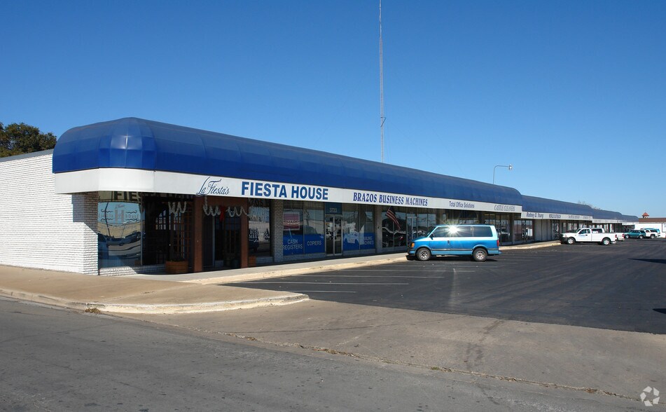 3615-3725 Franklin Ave, Waco, TX for sale - Primary Photo - Image 1 of 1