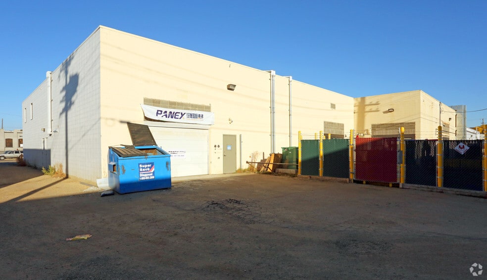 10545 108th St NW, Edmonton, AB for lease - Building Photo - Image 2 of 13