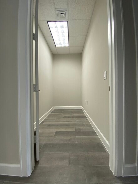 6126 Sienna Ranch Rd, Missouri City, TX for lease - Interior Photo - Image 2 of 9